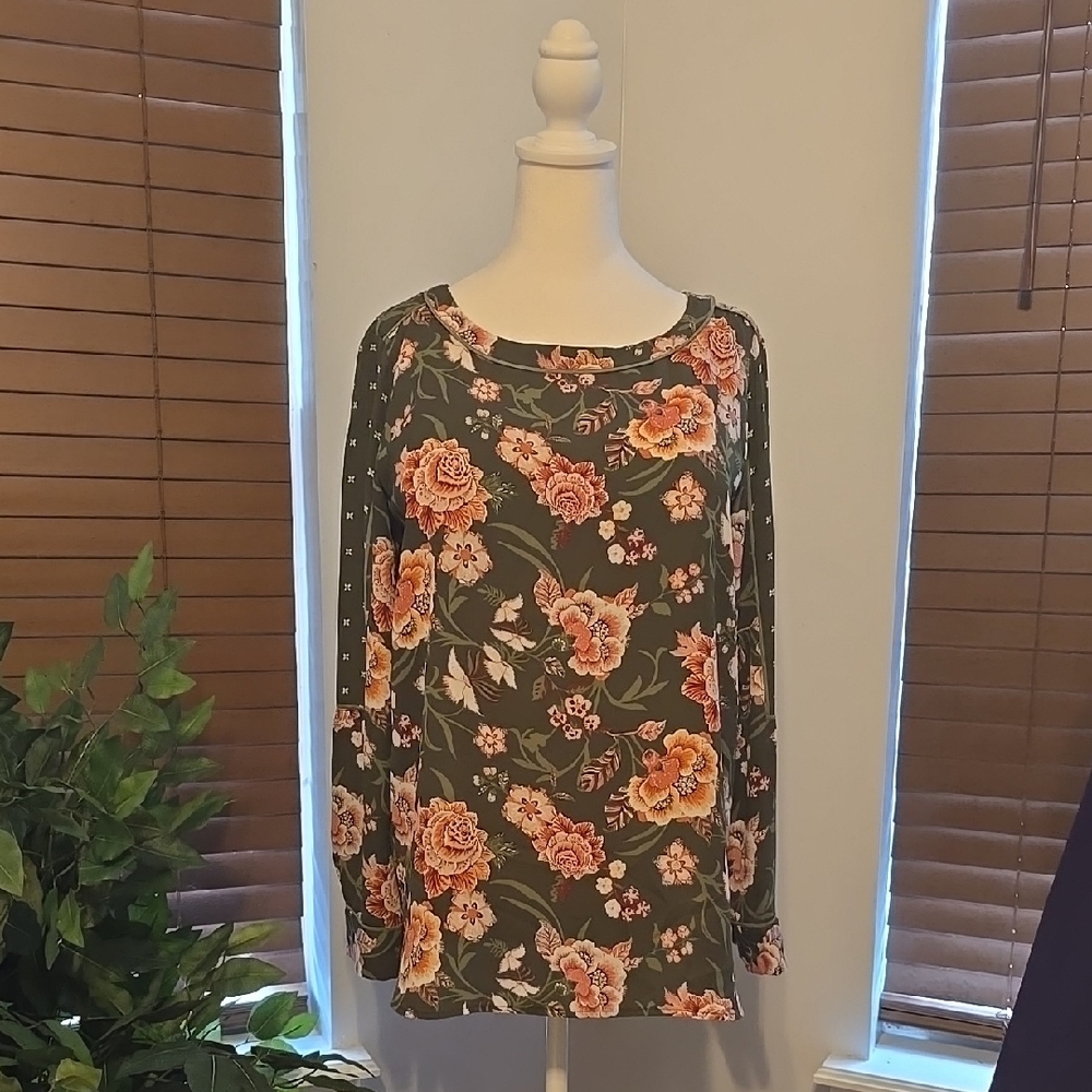 Ann Taylor Loft Floral Green Women's Top